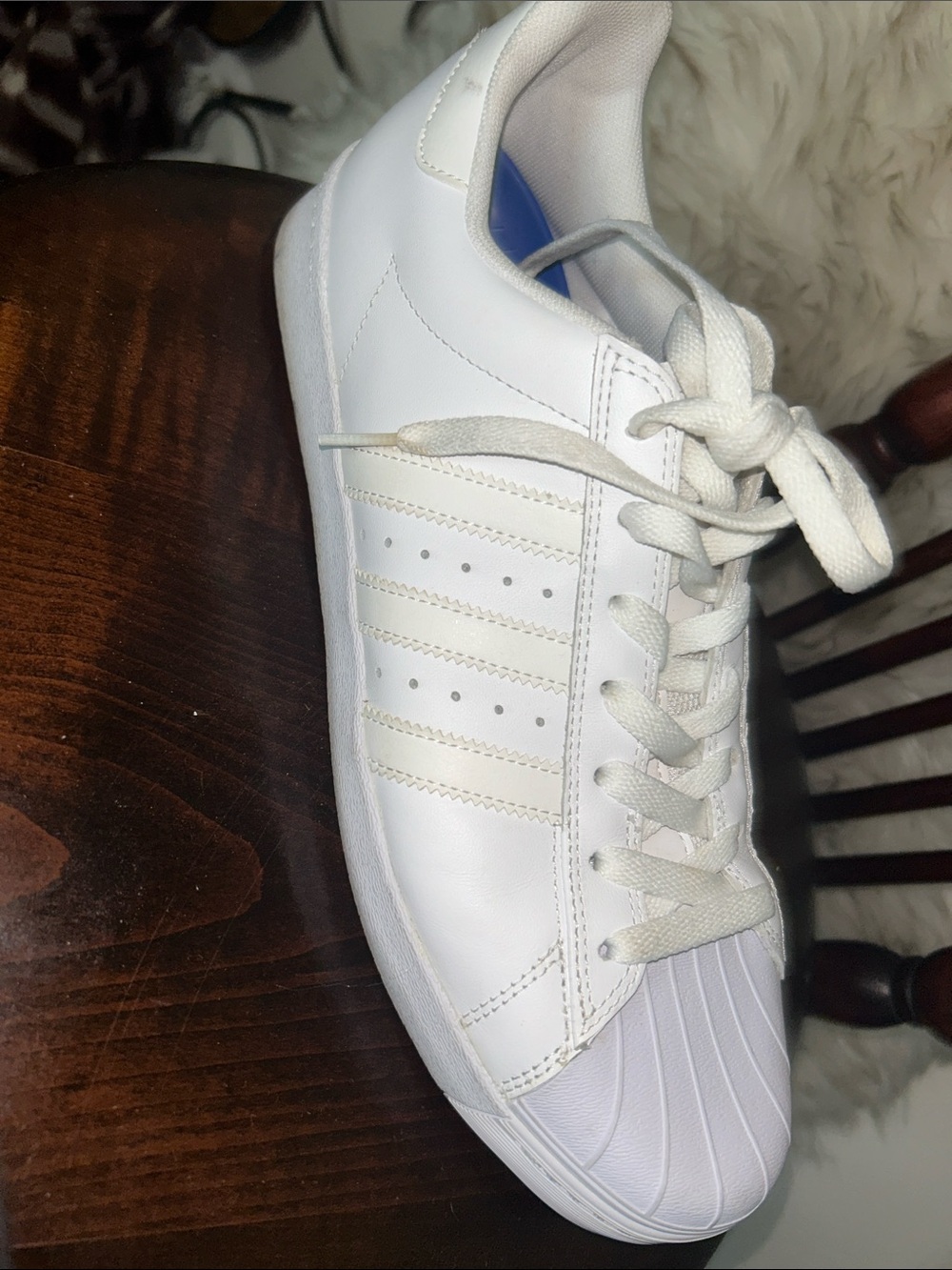 adidas White Men’s Classic Shell-Toe Sneakers